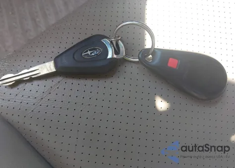 2005 Subaru Outback 3.0R L.l. Bean Edition из США, поврежденный, VIN 4S4BP86C354344535